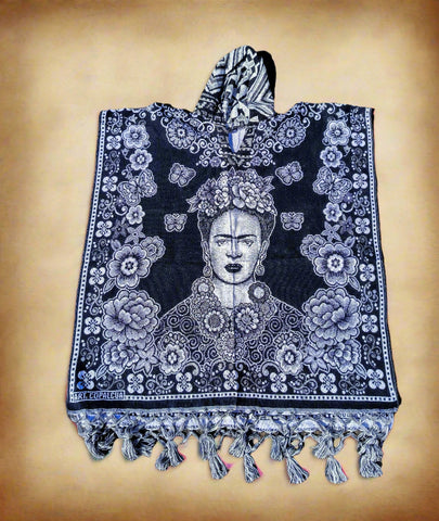 Frida Kahlo Poncho